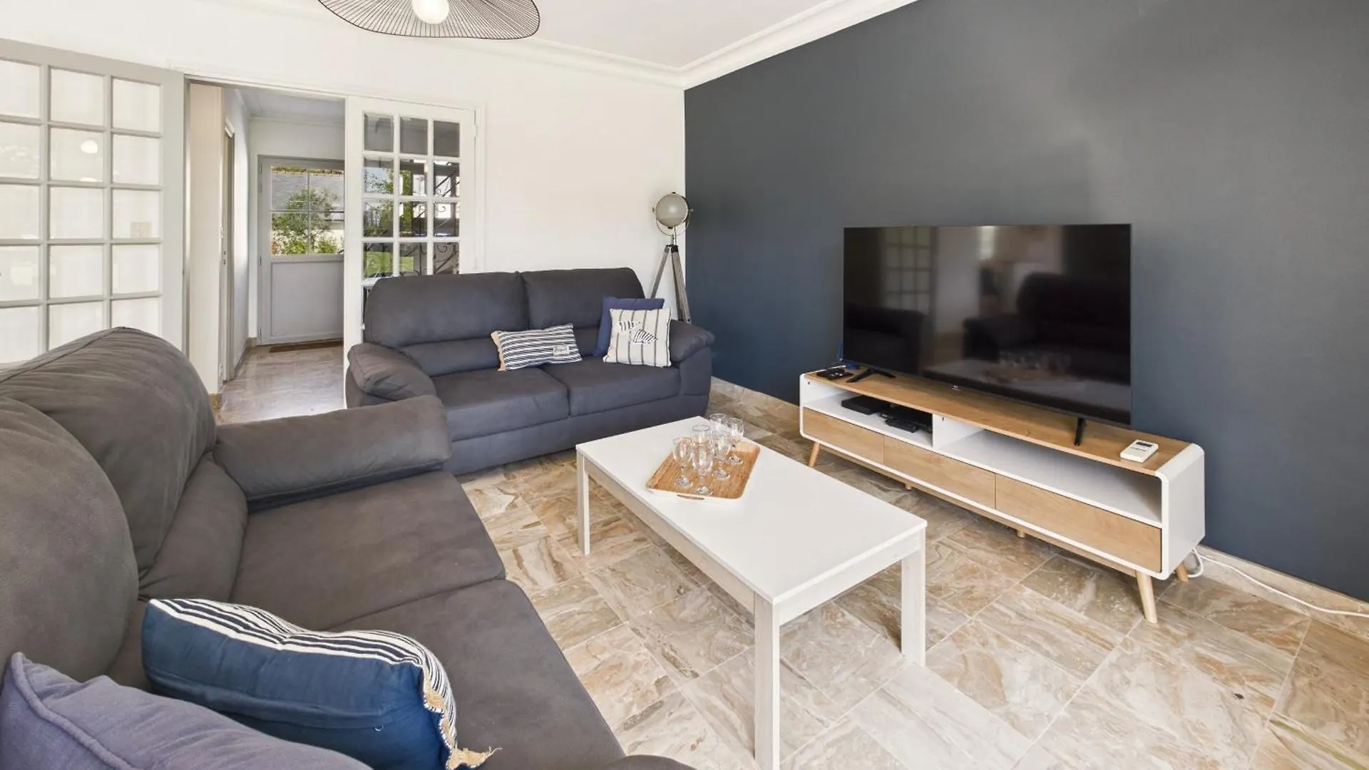 Maison Moderne Pour 12, Grand Jardin, Terrasse Concarneau
