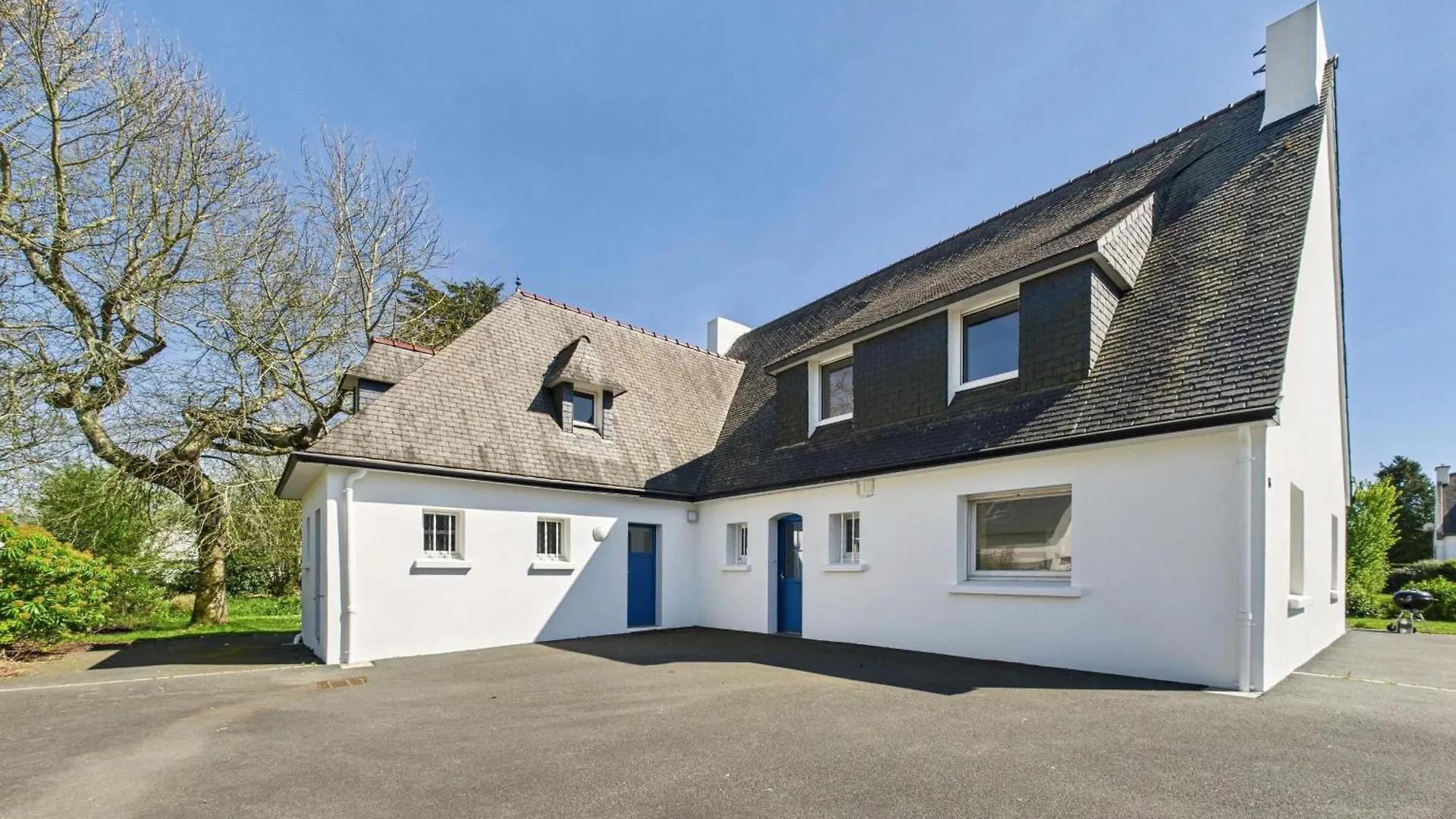 Maison Moderne Pour 12, Grand Jardin, Terrasse Concarneau France