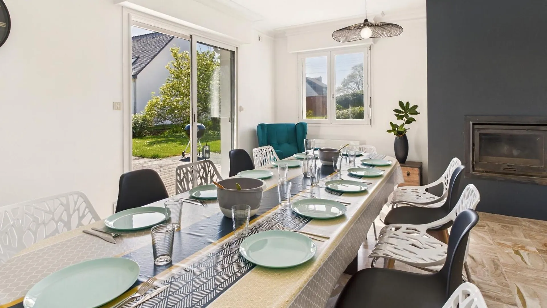 Maison Moderne Pour 12, Grand Jardin, Terrasse Concarneau Holiday home