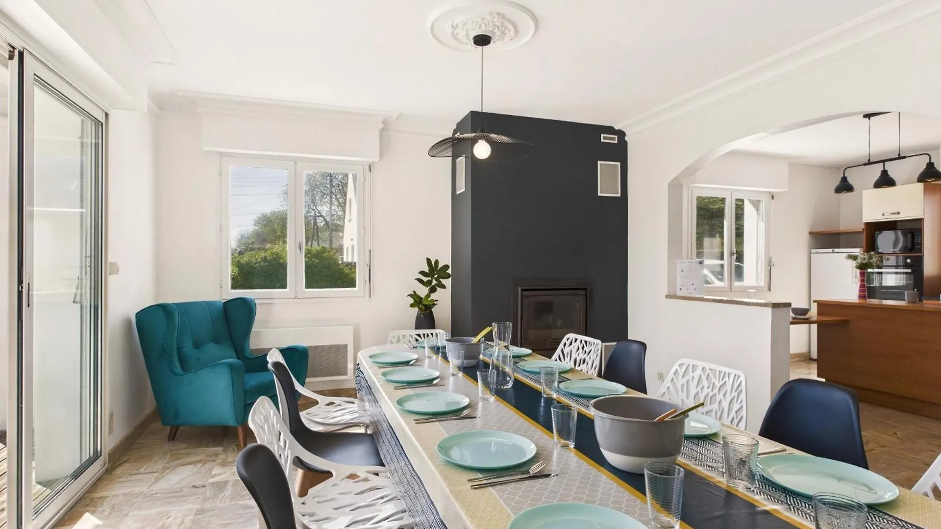 Holiday home Maison Moderne Pour 12, Grand Jardin, Terrasse Concarneau